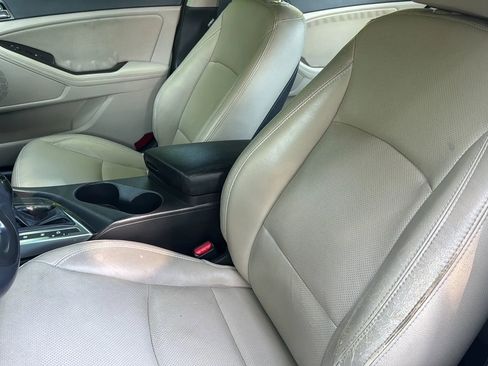 Used 2013 Kia Optima EX FWD image 17