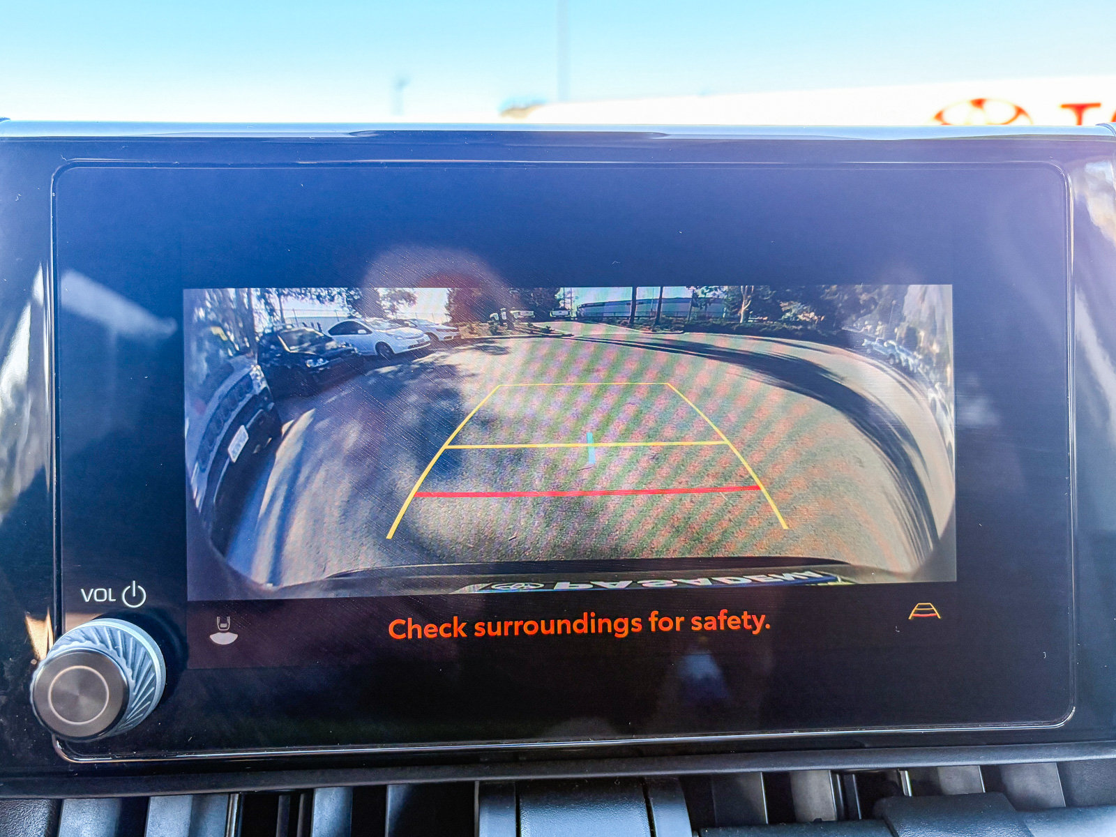 Used 2024 Toyota RAV4 LE AWD/4WD image 23