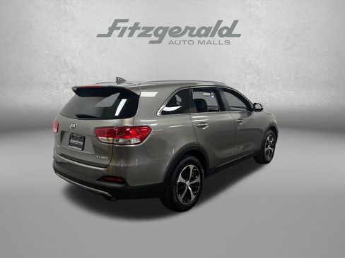 Used 2017 Kia Sorento EX w/ EX Premium Package FWD image 8