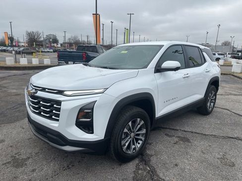 New 2026 Chevrolet Equinox LT w/ Safety and Technology Package image 7