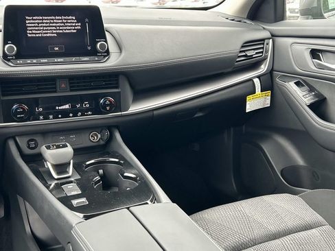 New 2026 Nissan Rogue SV FWD image 24