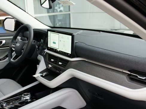 New 2026 Ford Explorer Platinum w/ LUX Leather Package image 46