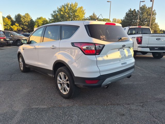 Used 2017 Ford Escape SE w/ SE Cold Weather Package AWD/4WD image 7