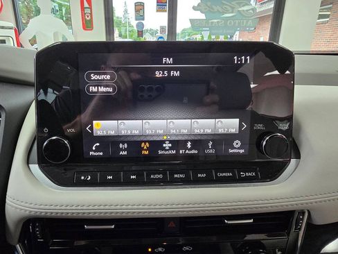 Used 2023 Nissan Rogue SL w/ SL Premium Package AWD/4WD image 34