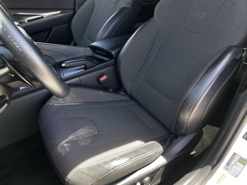 Certified 2022 Hyundai Elantra N Line FWD image 15