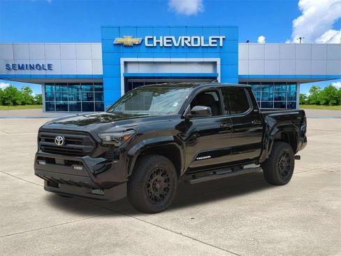 Used 2026 Toyota Tacoma SR5 RWD image 2