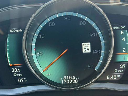 Used 2015 Volvo XC70 T6 Platinum AWD/4WD image 11