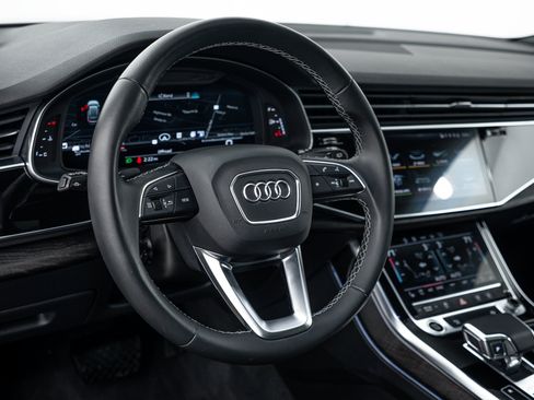 Certified 2022 Audi Q8 Premium Plus AWD/4WD image 11
