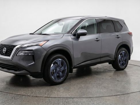 Used 2025 Nissan Rogue SV AWD/4WD image 3