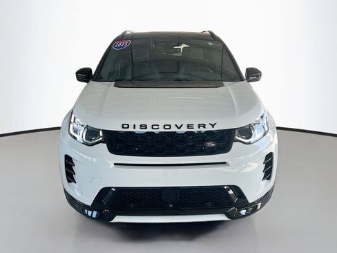 Used 2025 Land Rover Discovery Sport Dynamic SE image 3