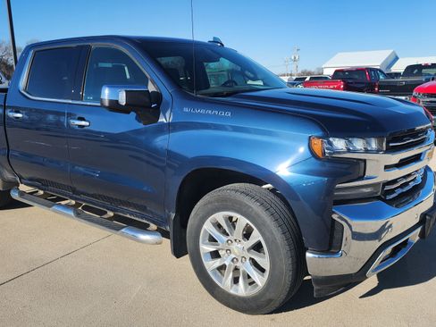 Used 2019 Chevrolet Silverado 1500 LTZ w/ LTZ Plus Package image 3