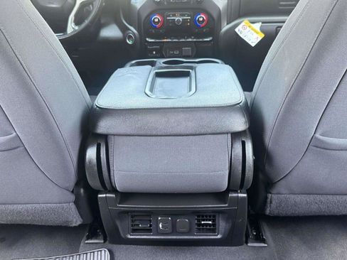 Used 2021 Chevrolet Silverado 1500 LT RWD image 48