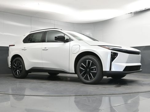 New 2026 Toyota bZ image 21