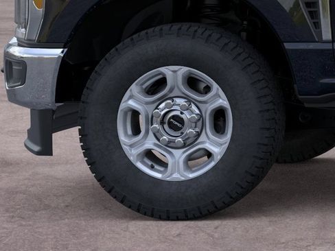 New 2026 Ford F250 XLT w/ FX4 Off-Road Package AWD/4WD image 19