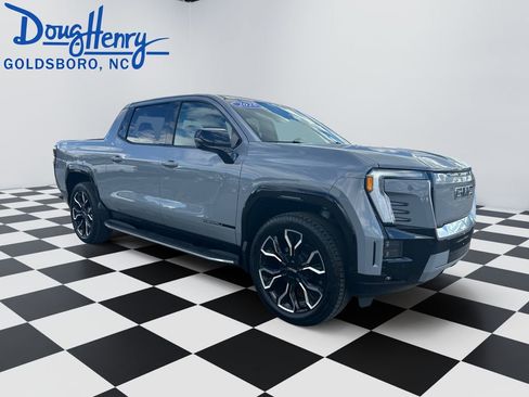New 2025 GMC Sierra EV Denali image 7
