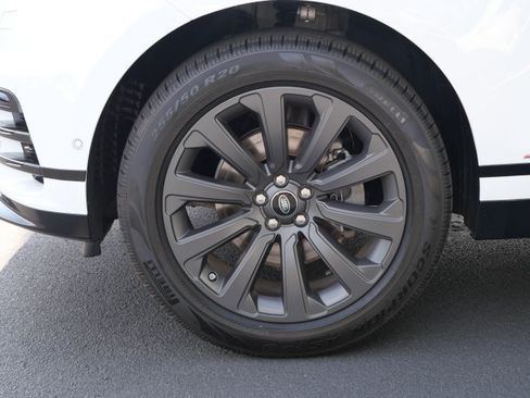 Used 2019 Land Rover Range Rover Velar R-Dynamic SE AWD/4WD image 10