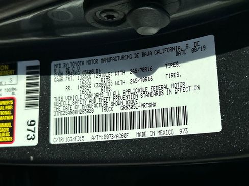 Used 2019 Toyota Tacoma TRD Off-Road image 23