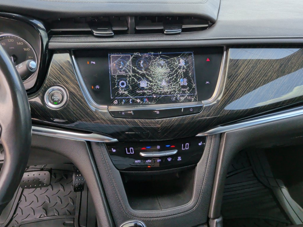 Used 2020 Cadillac XT6 Premium Luxury FWD image 23