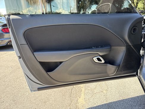 Used 2022 Dodge Challenger R/T image 27