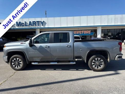 Used 2024 Chevrolet Silverado 2500 LT w/ All Star Edition AWD/4WD image 2