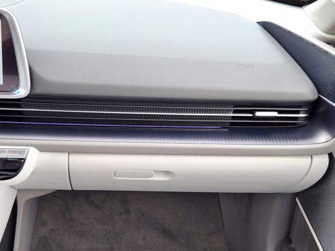 New 2025 Hyundai Ioniq 6 SEL image 18