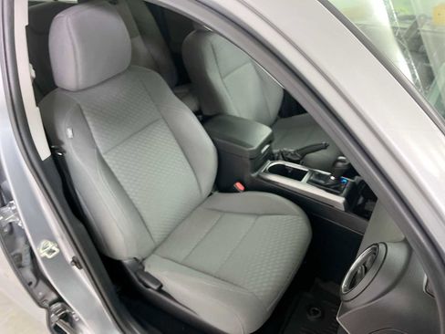 Used 2020 Toyota Tacoma SR5 AWD/4WD image 31