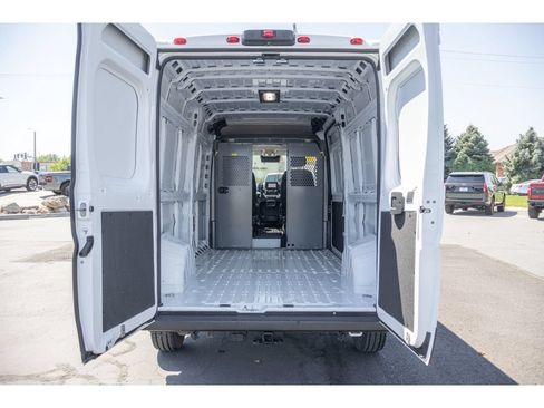 Used 2024 RAM ProMaster 3500 w/ Convenience Group FWD image 14