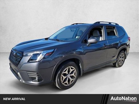 Used 2023 Subaru Forester Premium w/ Popular Package #2 image 1