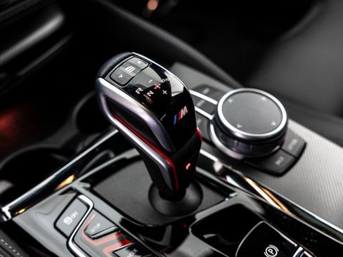 Certified 2022 BMW M5 w/ Competition Package image 24