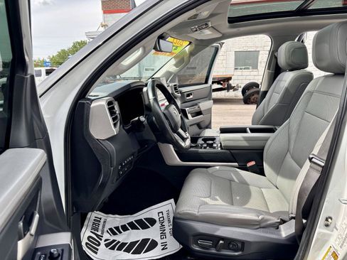Used 2022 Toyota Tundra Limited w/ Power Package AWD/4WD image 2