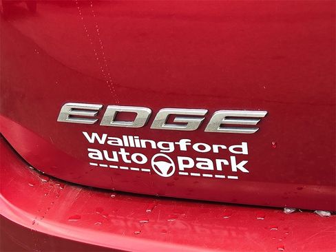 Used 2017 Ford Edge SEL w/ Equipment Group 201A image 29