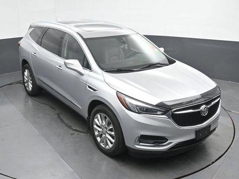 Used 2021 Buick Enclave Premium w/ Sun and Sites Package AWD/4WD image 31
