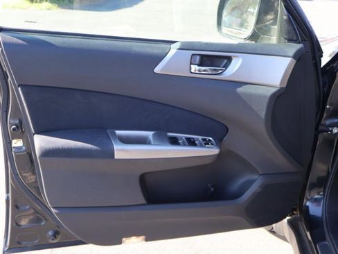 Used 2010 Subaru Forester 2.5X Limited AWD/4WD image 13
