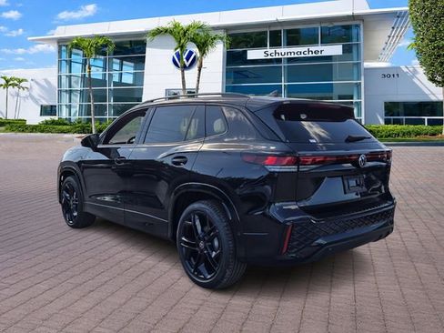 New 2026 Volkswagen Tiguan SE R-Line FWD image 5