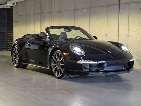 Certified 2015 Porsche 911 Carrera 4S AWD/4WD image 11
