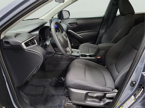 Certified 2026 Toyota Corolla Cross LE FWD image 11