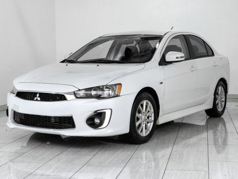 Used 2016 Mitsubishi Lancer ES FWD image 4