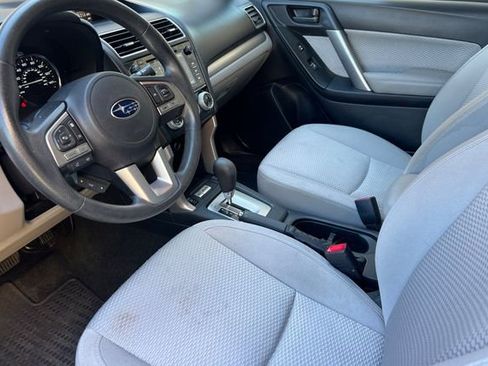 Used 2018 Subaru Forester 2.5i Premium image 13