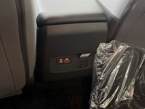 New 2026 Nissan Frontier SV w/ SV Convenience Package image 15