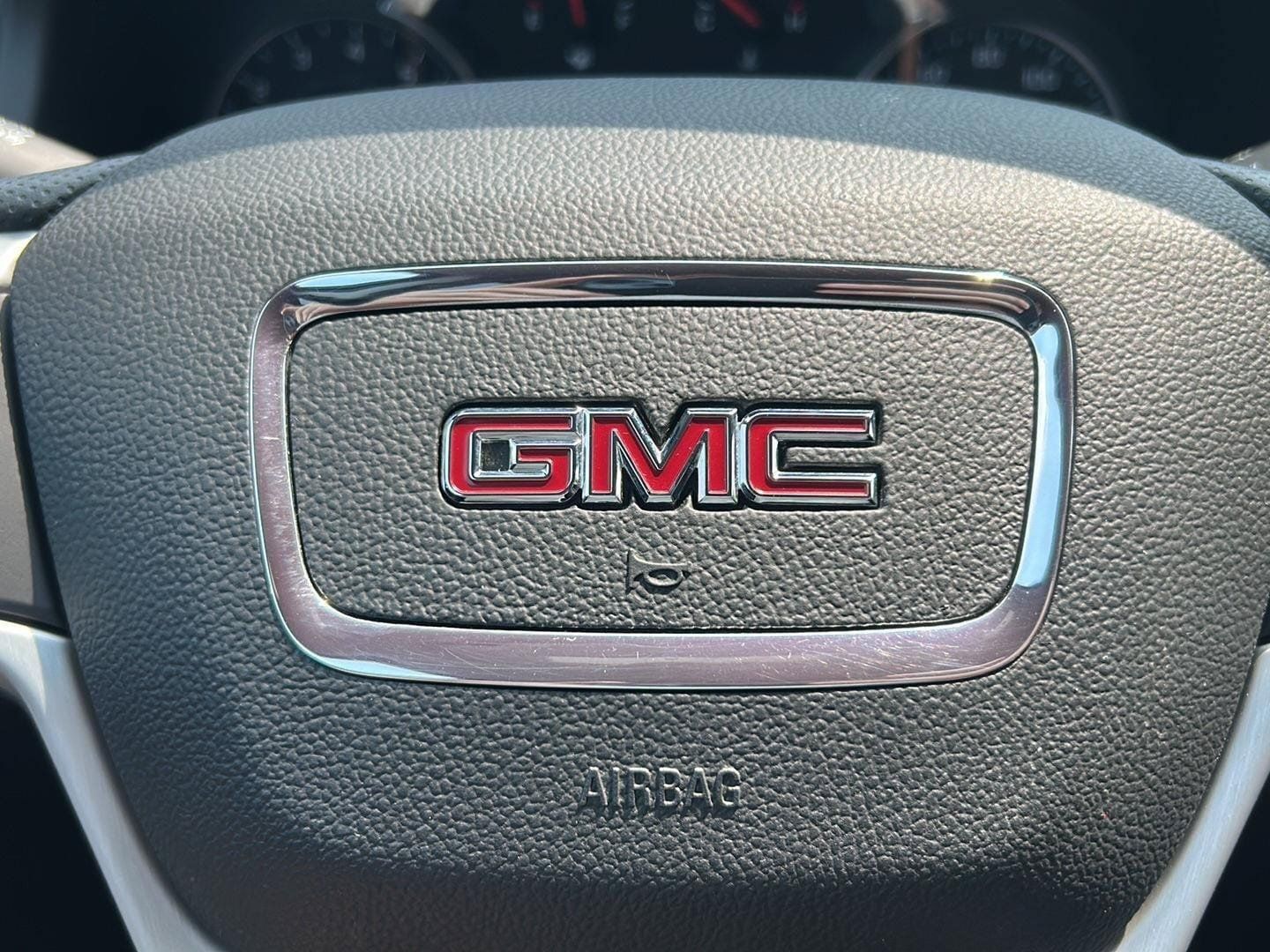 Used 2023 GMC Acadia SLE w/ Driver Convenience Package AWD/4WD image 19