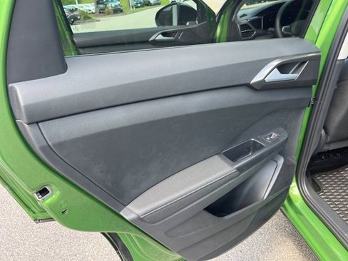 New 2025 Volkswagen Taos SE image 12