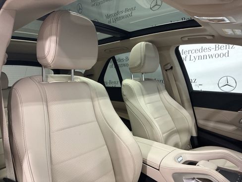 New 2026 Mercedes-Benz GLE 350 4MATIC image 23