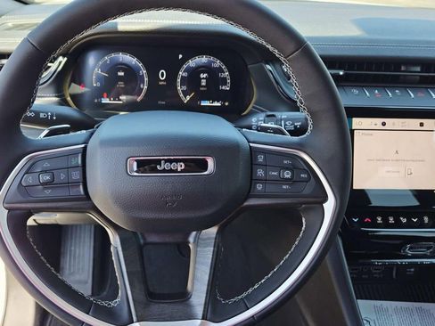 New 2026 Jeep Grand Cherokee L 4WD image 21