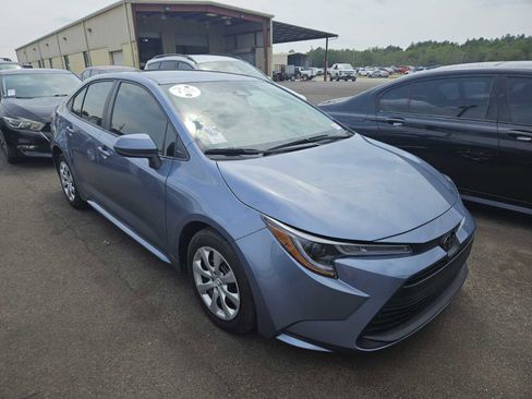 Used 2024 Toyota Corolla LE FWD image 2