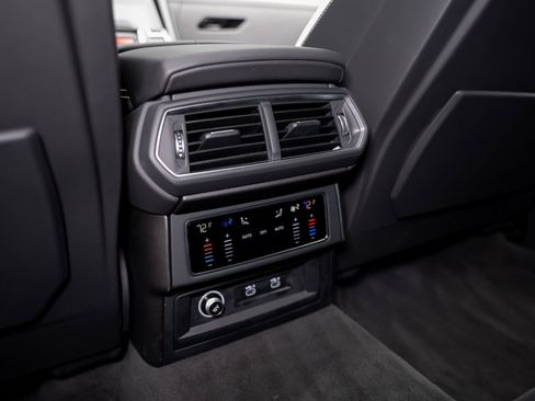 Used 2024 Lamborghini Urus S image 47