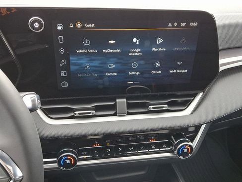 New 2026 Chevrolet Equinox LT w/ Convenience Package II AWD/4WD image 8