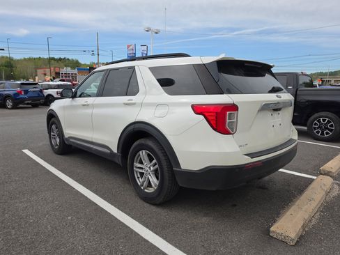 Used 2020 Ford Explorer XLT w/ Comfort Package AWD/4WD image 5