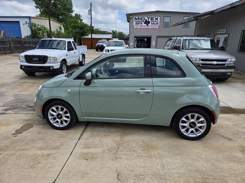 Used 2017 FIAT 500 Pop image 4