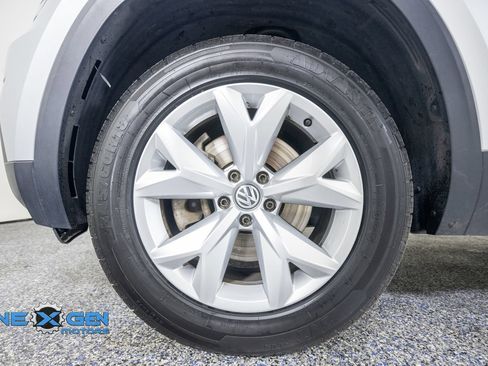 Used 2019 Volkswagen Atlas SE AWD/4WD image 48