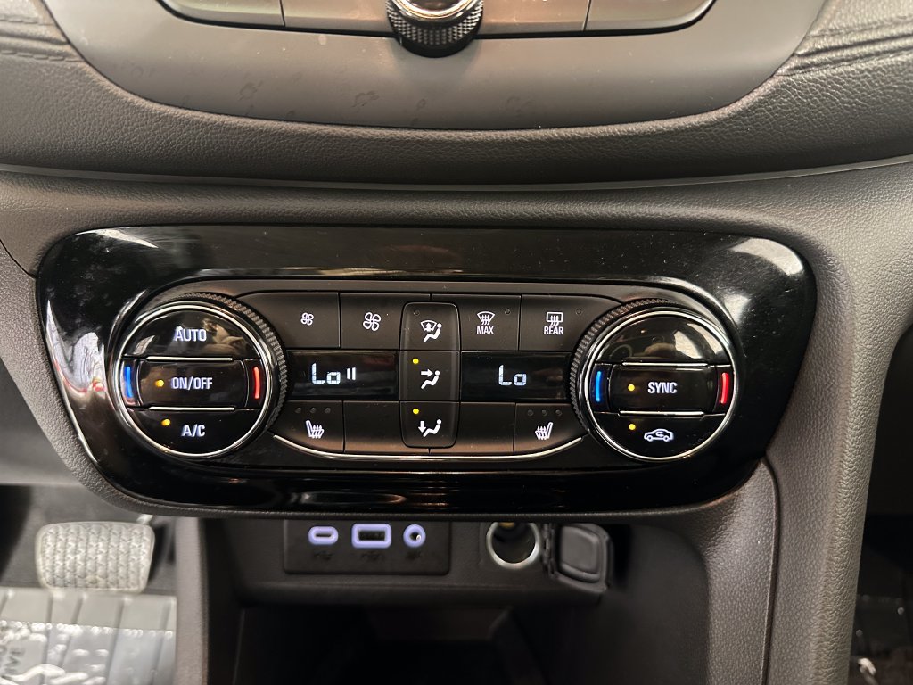 Used 2023 Buick Encore GX Select w/ Safety Package II AWD/4WD image 29